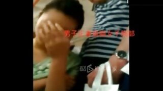 Sinh xex hoàng thuỳ linh viên phá vỡ lên tại một bữa tiệc