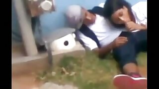 Con trai trở về với một gulek và dựa trên y tá phim xex trong benh vien của mình