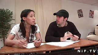 Đánh hút mat xa xex lớn cô gái và đập tình dục của mình