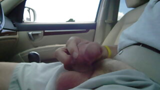 Cô gái trẻ đá chân dương vật phim xex phá trinh