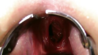 Vợ thay đổi trong phòng tắm phim xex dich trong khi cô xoa bên ngoài cửa